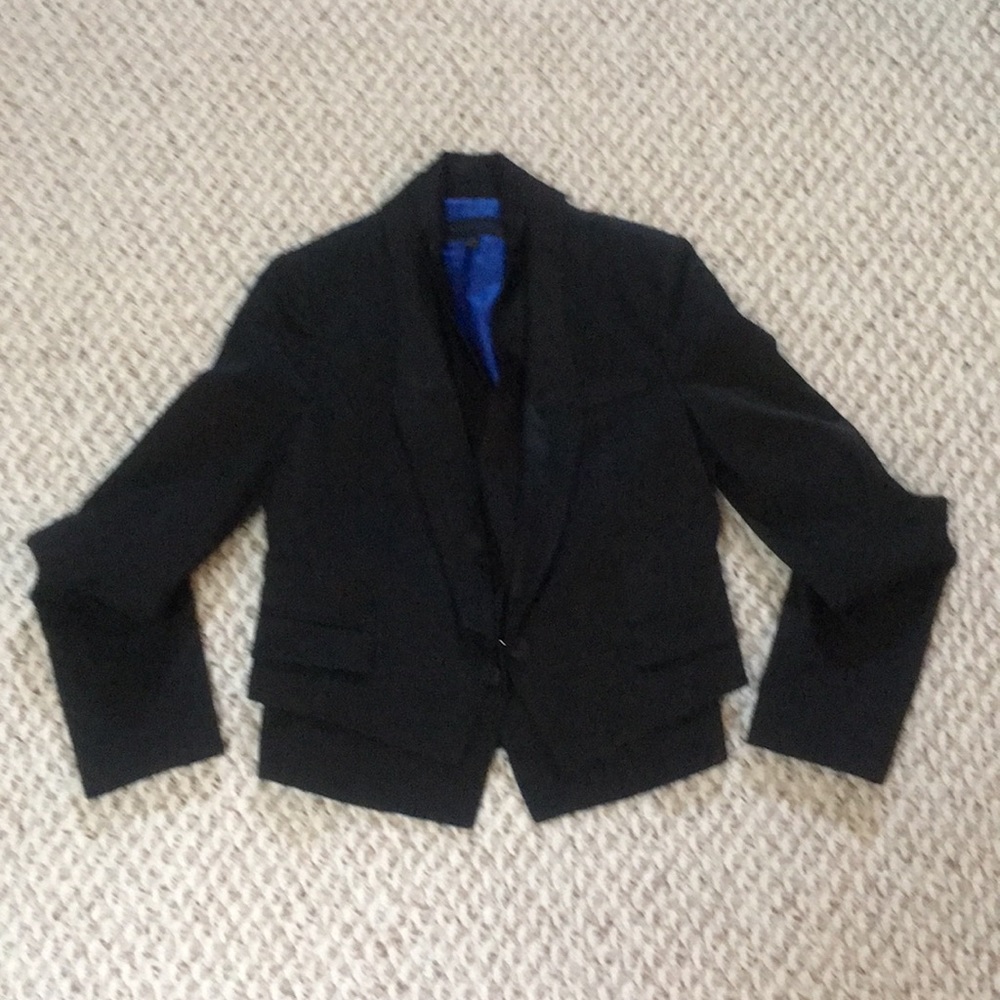 Black Satin Sexy Fitted Tuxedo Style Jacket 💋